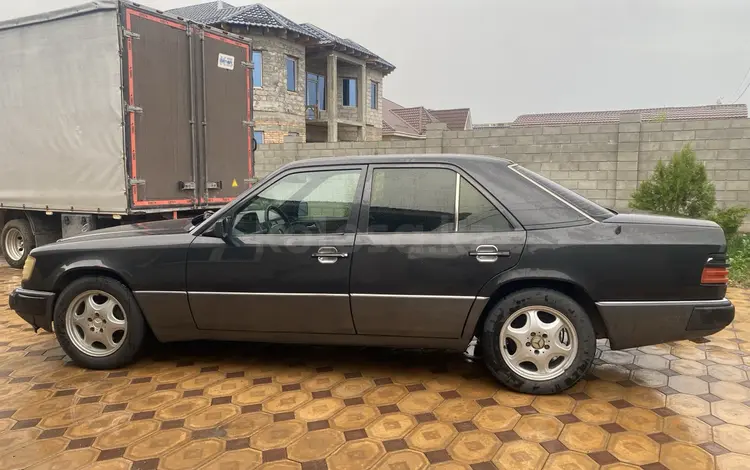Mercedes-Benz E 230 1992 года за 1 100 000 тг. в Тараз