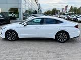 Hyundai Sonata 2020 года за 9 150 000 тг. в Алматы – фото 4