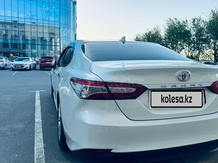 Toyota Camry 2019 года за 15 555 555 тг. в Шымкент – фото 4
