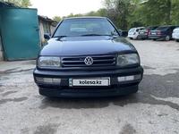 Volkswagen Vento 1993 года за 1 450 000 тг. в Шымкент