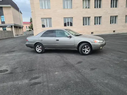Toyota Camry 1998 года за 2 900 000 тг. в Тараз – фото 3