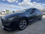 Hyundai Sonata 2021 года за 8 000 000 тг. в Актау