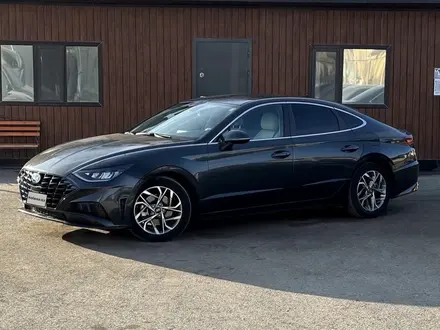 Hyundai Sonata 2021 года за 8 000 000 тг. в Актау – фото 2