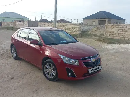 Chevrolet Cruze 2013 года за 4 900 000 тг. в Актау – фото 2