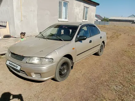 Mazda 323 1997 года за 800 000 тг. в Уральск – фото 2