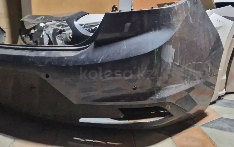 Задний бампер Hyundai Elantra 2018-20 за 3 000 тг. в Алматы