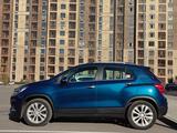 Chevrolet Tracker 2020 годаүшін6 300 000 тг. в Караганда – фото 2