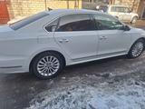 Volkswagen Passat 2016 года за 6 800 000 тг. в Алматы – фото 2