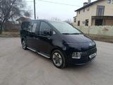 Hyundai Staria 2024 года за 25 000 000 тг. в Алматы