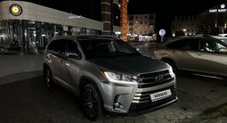 Toyota Highlander 2019 года за 23 000 000 тг. в Алматы – фото 3