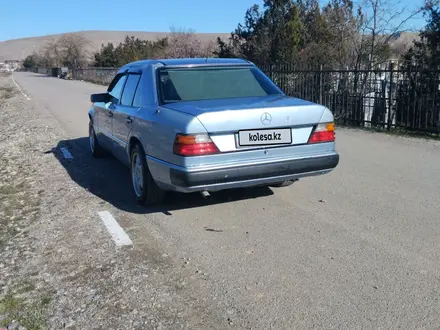 Mercedes-Benz E 200 1991 года за 1 930 000 тг. в Туркестан – фото 10