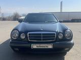 Mercedes-Benz E 280 1998 года за 3 600 000 тг. в Алматы