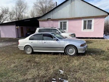 BMW 523 1999 года за 1 650 000 тг. в Алматы – фото 3