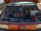 Volkswagen Passat 1993 года за 1 800 000 тг. в Тараз – фото 2