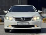 Toyota Camry 2012 годаүшін10 490 000 тг. в Шымкент – фото 2
