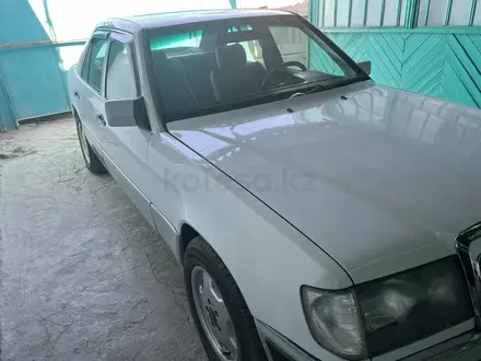 Mercedes-Benz E 230 1992 года за 1 041 250 тг. в Тараз