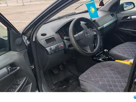 Opel Astra 2007 года за 2 400 000 тг. в Актобе – фото 7