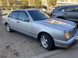 Mercedes-Benz E 240 1998 года за 2 999 999 тг. в Астана