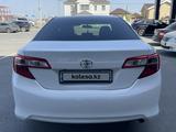 Toyota Camry 2014 года за 7 500 000 тг. в Атырау – фото 3