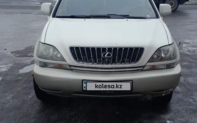 Lexus RX 300 1999 годаfor4 000 000 тг. в Алматы