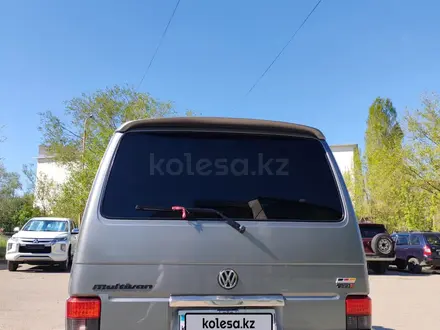 Volkswagen Multivan 2002 года за 7 500 000 тг. в Уральск – фото 11