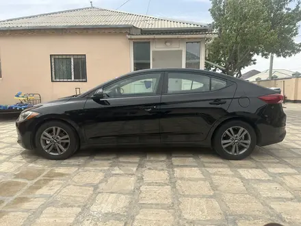 Hyundai Elantra 2017 года за 5 500 000 тг. в Жанаозен – фото 6