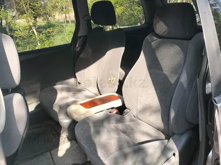 Toyota Estima 2003 года за 5 600 000 тг. в Алматы – фото 6