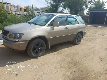 Lexus RX 300 1999 года за 4 800 000 тг. в Семей – фото 2