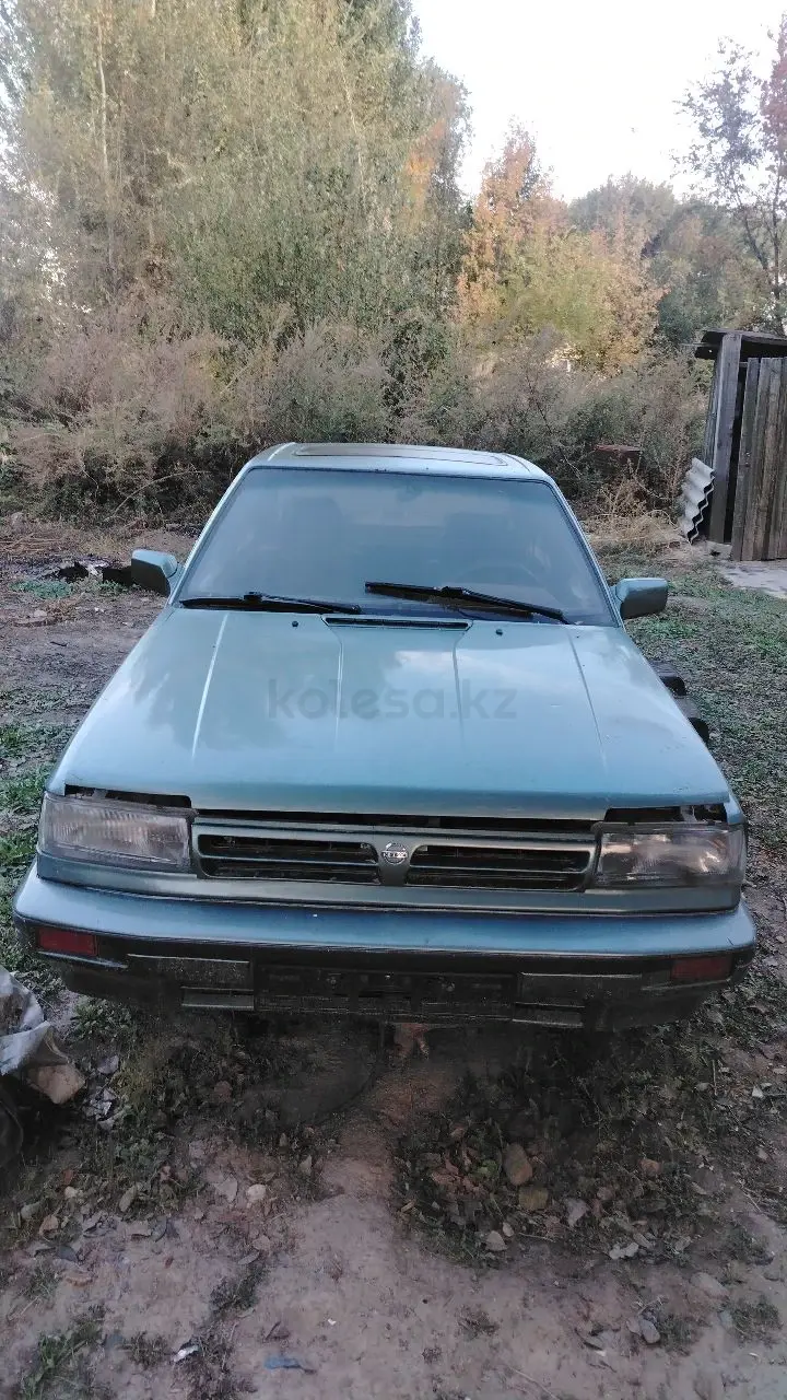Nissan Bluebird, 1989