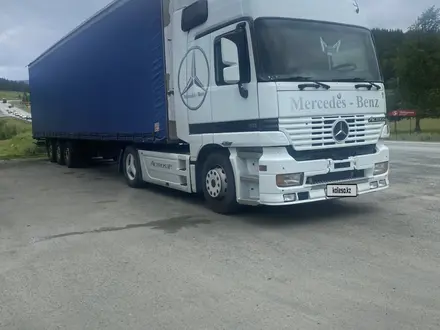 Mercedes-Benz  Actros 2001 года за 14 900 000 тг. в Караганда