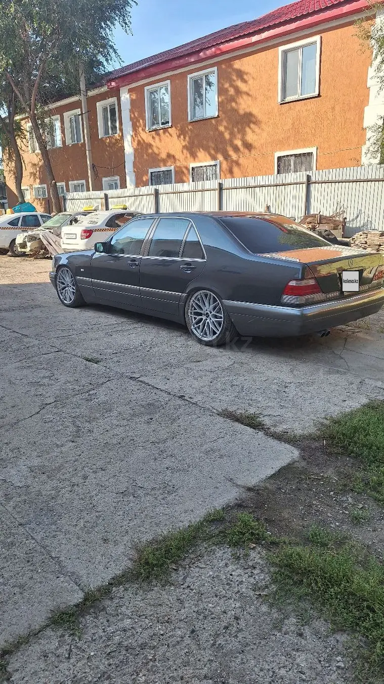 Mercedes-Benz S-Class, 1995