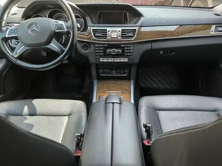 Mercedes-Benz E 200 2014 года за 10 900 000 тг. в Алматы – фото 15