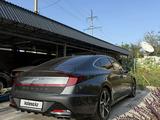 Hyundai Sonata 2022 годаүшін10 800 000 тг. в Алматы – фото 5