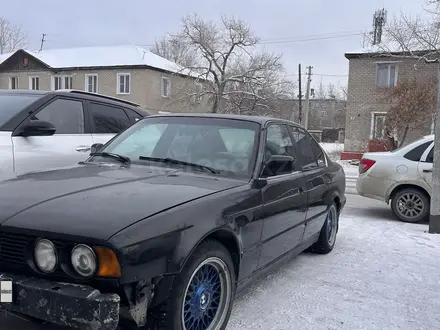 BMW 520 1992 года за 800 000 тг. в Семей – фото 2