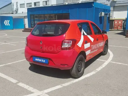 Renault Sandero 2018 года за 2 490 000 тг. в Алматы – фото 3