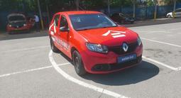 Renault Sandero 2018 года за 2 490 000 тг. в Алматы – фото 2