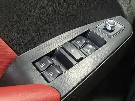 Renault Sandero 2018 года за 2 490 000 тг. в Алматы – фото 13