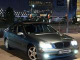 Mercedes-Benz C 240 2002 года за 3 800 000 тг. в Алматы