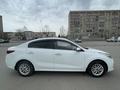 Kia Rio 2018 года за 7 700 000 тг. в Усть-Каменогорск – фото 2