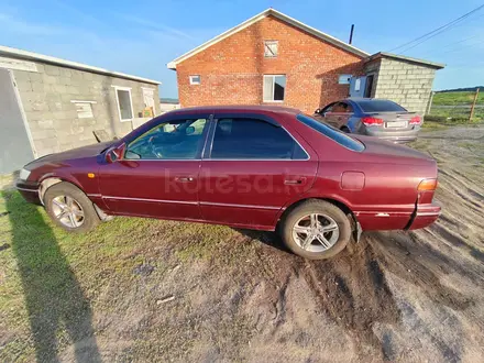 Toyota Camry 1999 года за 2 600 000 тг. в Усть-Каменогорск – фото 10