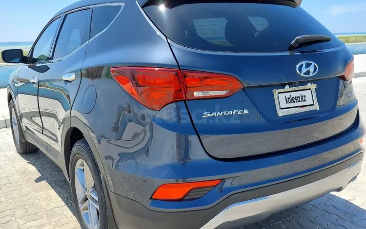 Hyundai Santa Fe 2018 года за 9 000 000 тг. в Актау