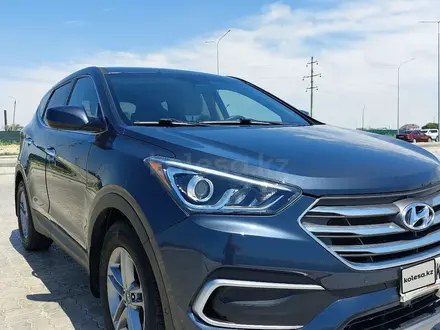 Hyundai Santa Fe 2018 года за 9 000 000 тг. в Актау – фото 4