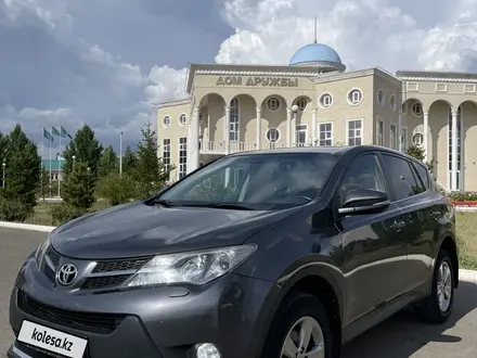 Toyota RAV4 2015 года за 10 700 000 тг. в Уральск