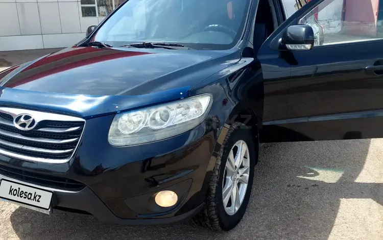 Hyundai Santa Fe 2010 годаүшін6 700 000 тг. в Караганда