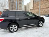 Toyota Highlander 2011 года за 14 800 000 тг. в Астана