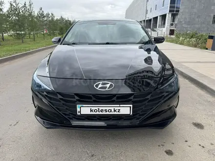 Hyundai Elantra 2023 года за 8 000 000 тг. в Астана
