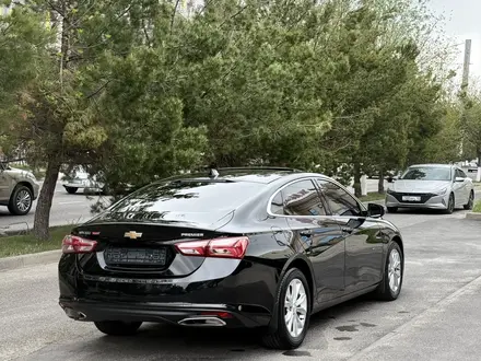 Chevrolet Malibu 2020 года за 9 990 000 тг. в Шымкент – фото 7