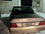 Mercedes-Benz E 230 1992 годаүшін900 000 тг. в Алматы – фото 2