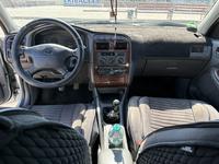 Toyota Avensis 1998 годаfor1 350 000 тг. в Экибастуз