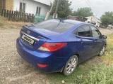 Hyundai Solaris 2012 года за 4 000 000 тг. в Семей – фото 4